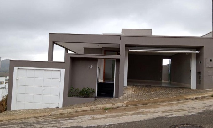 Nossa Senhora de Fatima House | Casa Silvana Gazott em Capitólio MG