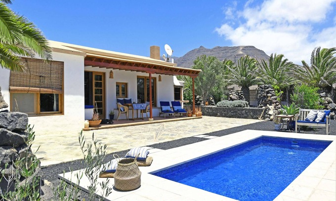 Pajara Ski Chalet | Casa Simbad in Pájara