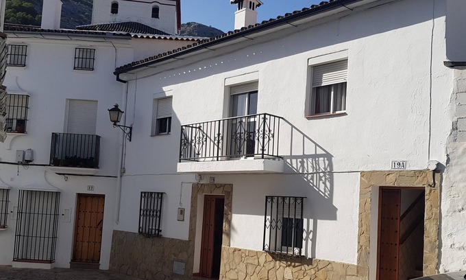 Grazalema Condo | Casa Sofía in the heart of Grazalema, with a magnificent fireplace