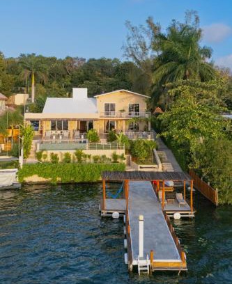Chetumal House | Casa Sol y Luna - Beautiful sunrises and infinity pool