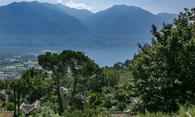 Tenero-Contra Apartment | Casa Soleil Apartment Rosa Rossa with magnificent lake view, with dog welcome