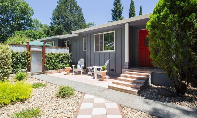 Deer Park House | Casa St. Teresa in Beautiful St. Helena