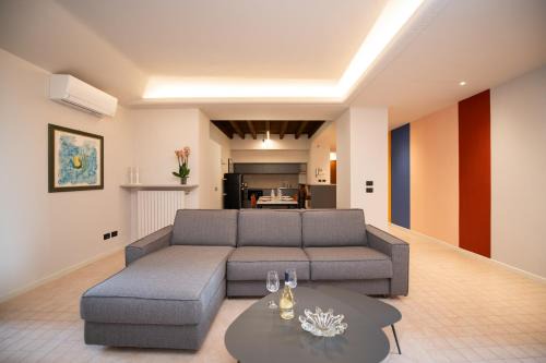 Desenzano del Garda City Centre Apartment | Casa sul Porto