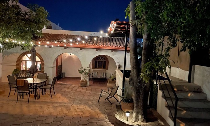La Paz House | Casa Sunbreak is a beautiful, private hacienda, w/pool, in the center of town