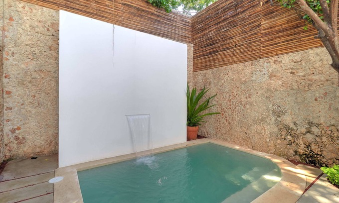 Centro House | Casa Sweet Pea, Bright and Stylish in Centro