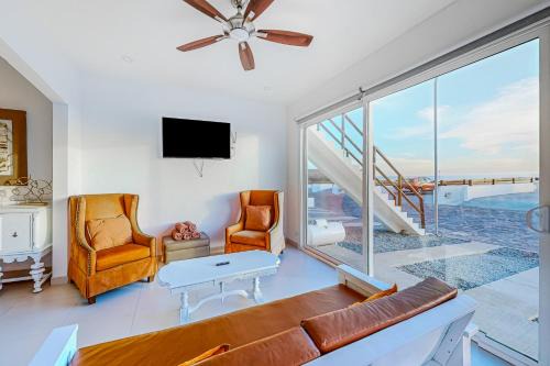 La Paloma House | Casa Terra 38 - Playa Arcangel