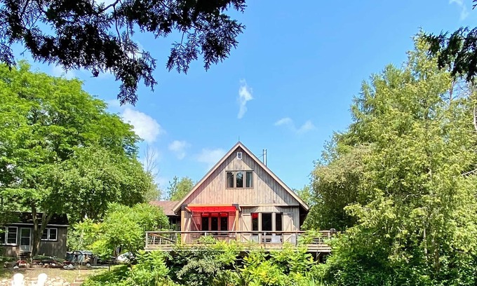 Mulmur Cabin | Casa Terra Nova