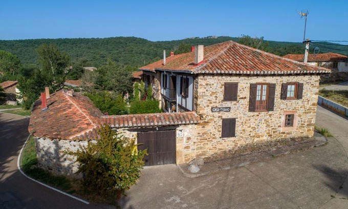 San Cebrian de Muda House | Casa Tiquio Montaña Palentina
