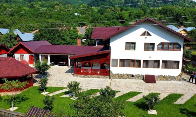 Gura Teghii House | Casa Toader