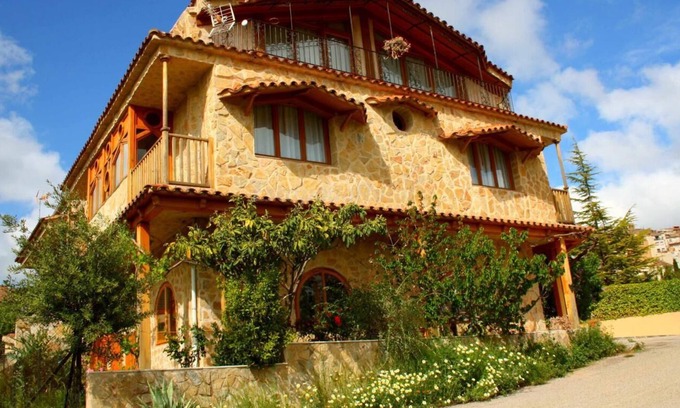 Horta de Sant Joan House | CASA TONI GRANDES GRUPOS