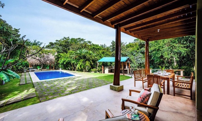 Rio Seco House | Casa Tranquila- spacious and quiet 3 bedroom villa with pool