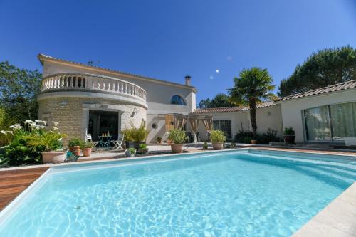 Montreuil Bed & Breakfast | CASA UPUPA