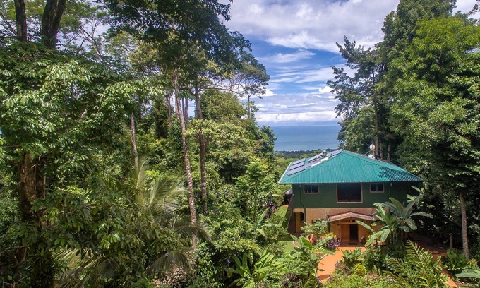 Ballena House | Casa Uvita: Rainforest & Ocean View Eco-Home