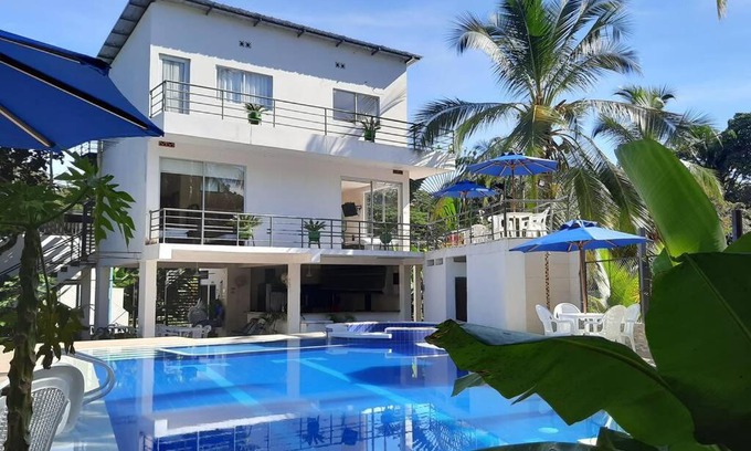 Melgar House | CASA VACACIONAL CAMPOSOL