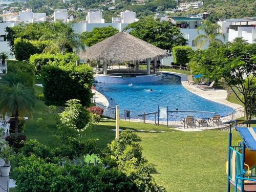 Tequesquitengo House | Casa vacacional Tequesquitengo