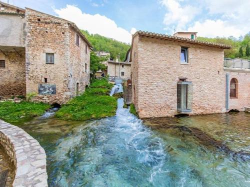 Casenove House | Casa Vacanze Fonte del Menotre