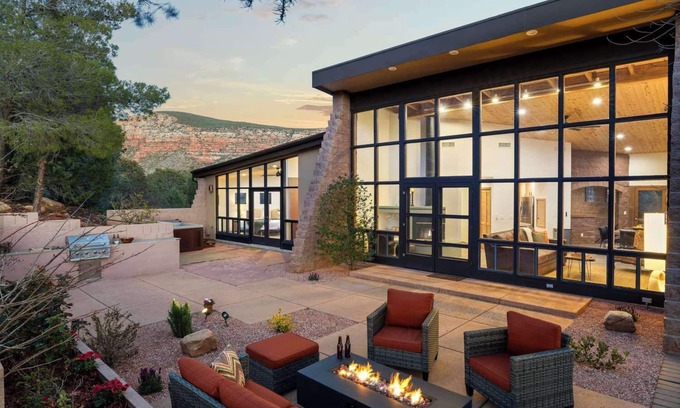 Sedona House | Casa Ventana: Epic Red Rock Views, Firepits & Spa