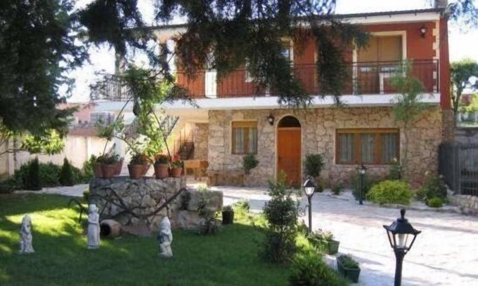 Santa Maria del Campo Cottage | Casa Villa Gómez for 16 people