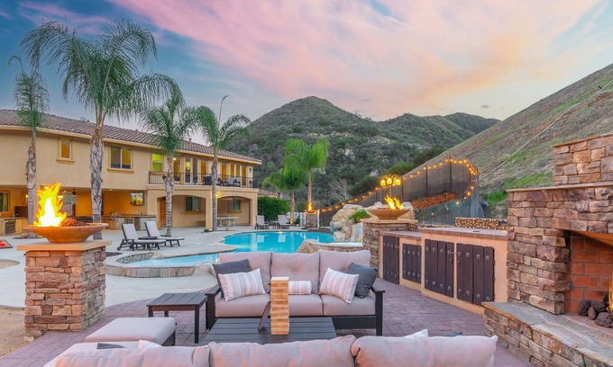 Murrieta House | Casa Vinedo Estate, 8 Bedroom, Pool/HotTub, Events