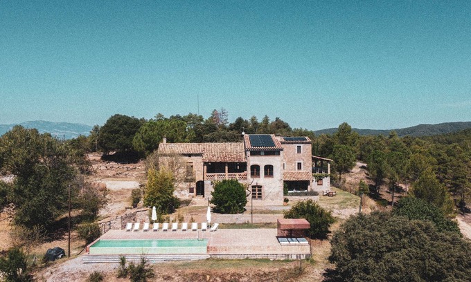 Navas Villa | CASA VISAL - Beautiful Villa with Pool. Scenic Nature, Large Garden, 8 bedrooms