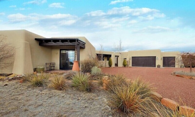 Santa Fe House | Casa Vista Campanas | Luxury Santa Fe Retreat