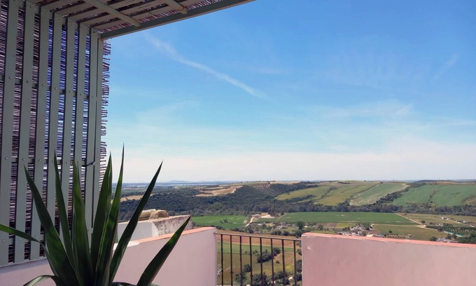 Arcos de la Frontera Condo | Casa Vista Castillo: Unique Cliff-Edge House with Amazing 180º Views!