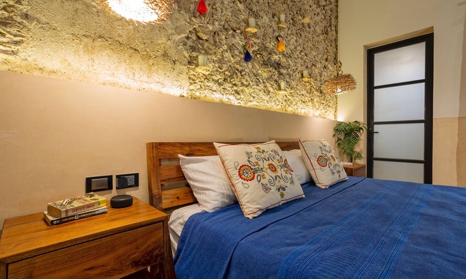 Centro House | Casa Yam, Gastronomic Corridor Calle 47 Relax and Serenity