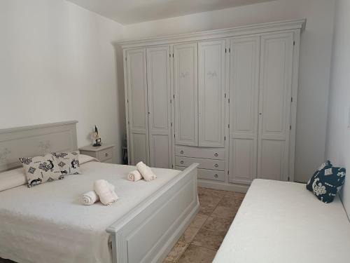 Pabillonis Apartment | CASA ZENOBIO