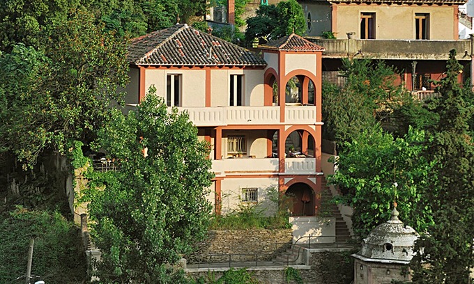 Vallvidrera Villa | "Casabelladona: Beautiful villa surrounded by forest at the city's edge."