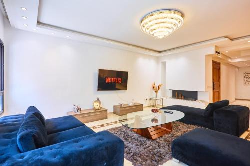 Racine Apartment | Casablanca 3 Bed Unit in Triangle Dor With Parking
