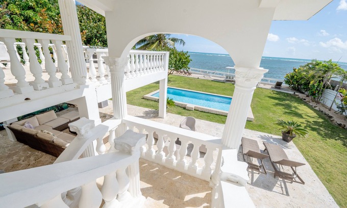 Zarzal Villa | Casablanca - Executive Ocean Front Villa
