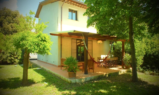 Latignano House | Casale Degli Zizzoli "The Barn"