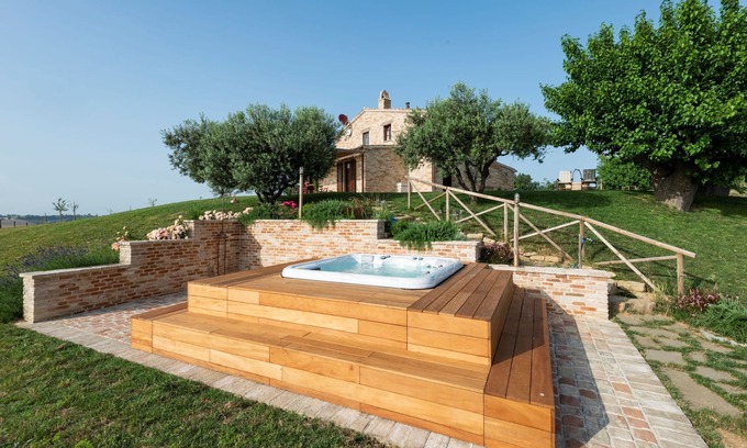 Montefano House | CASALE MONTEFANO EXCLUSIVE USE