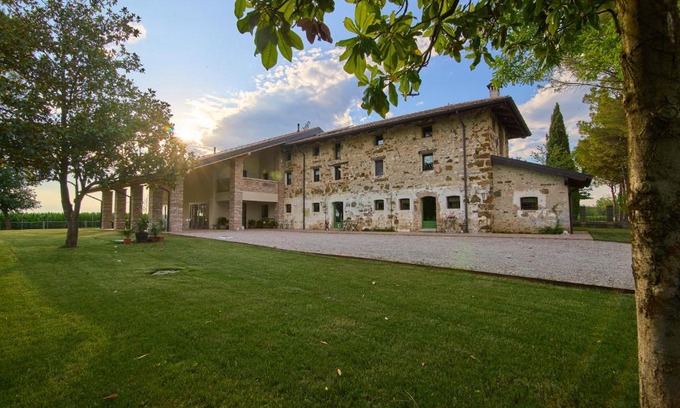 Santa Maria la Longa House | Casale San Pietro