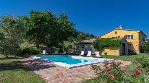 Montecarotto Villa | CASALE VERDICCHIO 10&2, Emma Villas