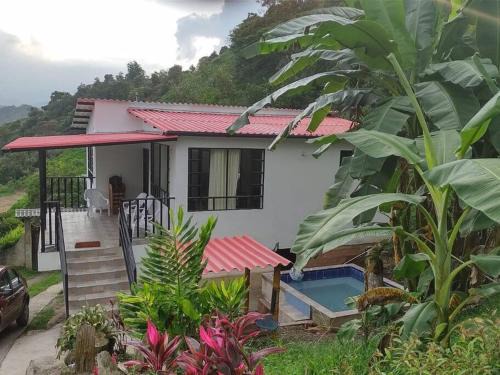 La Vega House | CASALOMA