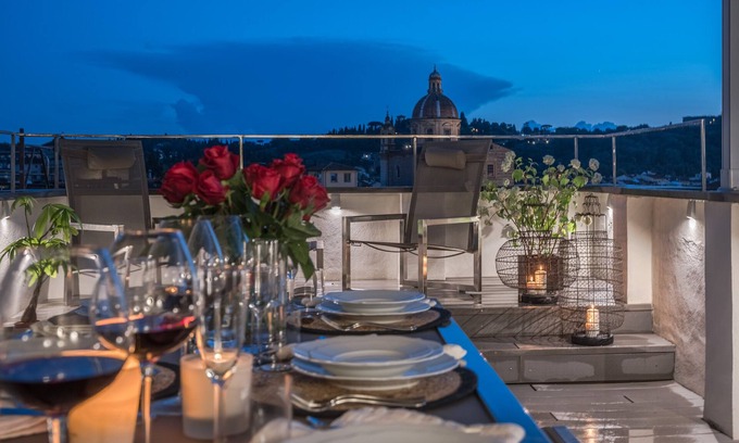 Santa Maria Novella Apartment | Casamanda Penthouse – A Light-Filled Florentine Gem with Panoramic Terrace