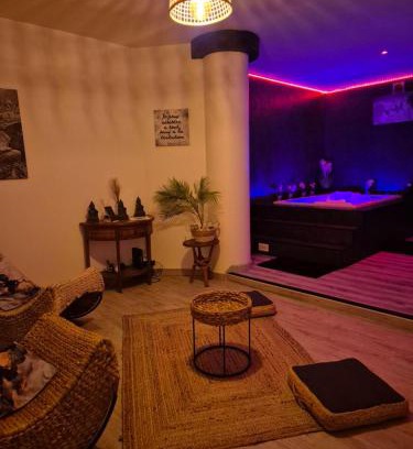 Chatonnay Apartment | Casanova's Home Love