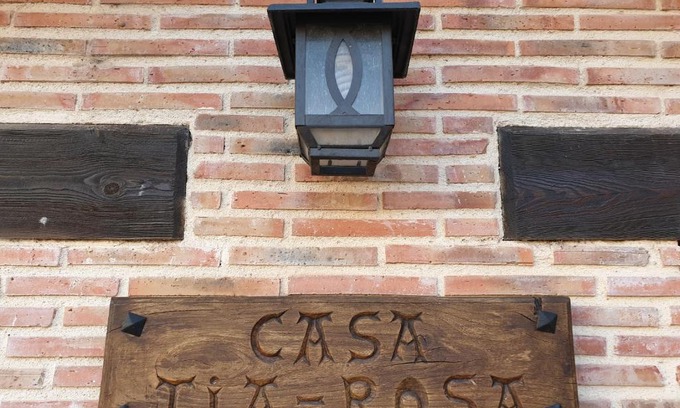 Quintanilla del Agua y Tordueles Apartment | casaruraltiarosa