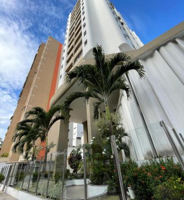 Ondina Apartment | Casas da Geo - Jardim Apipema - Quarto e Sala - Circuito do Carnaval