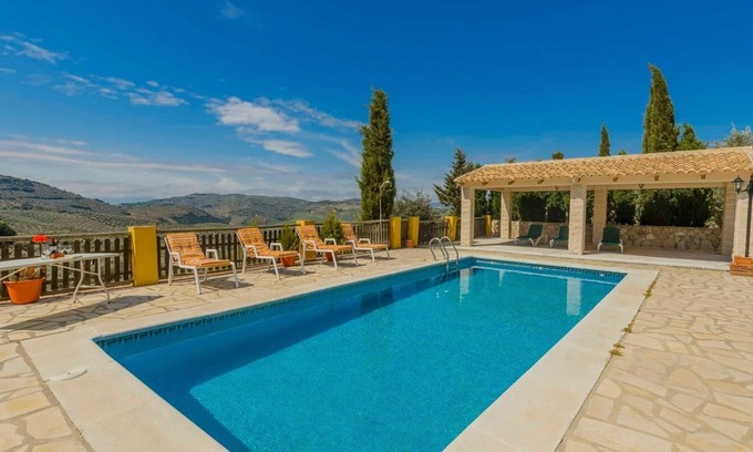 Montefrio Villa | Casas de Paquita - El Establo Montefrío by Ruralidays