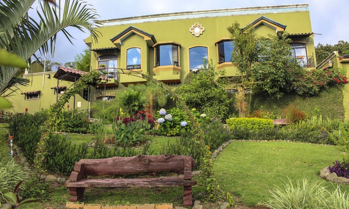 Monteverde Apartment | Casas del Toro Monteverde