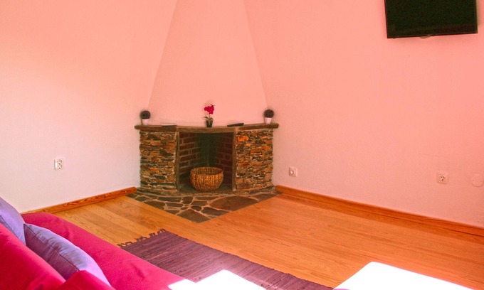 Carregais Cottage | Casas dos Carregais - Casa da Ameixeira