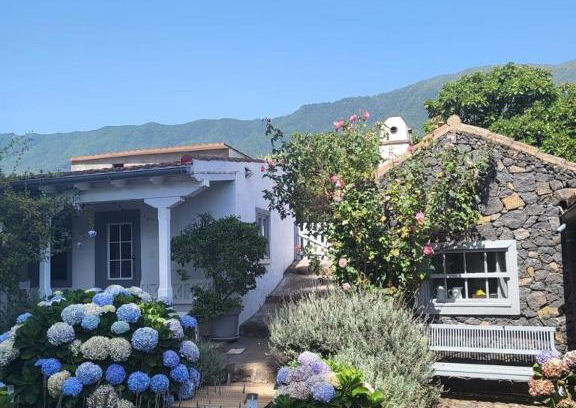 Brena Alta House | Casas La Principal