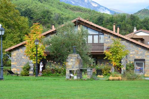 Puertolas House | Casas la Ribera Ordesa