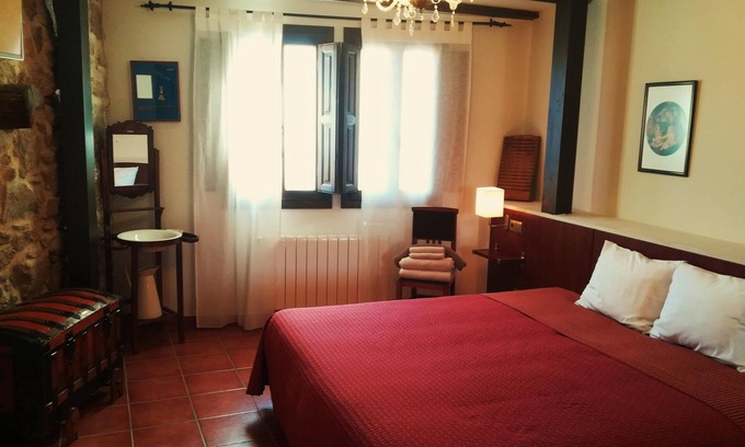 Santibanez de la Sierra Cottage | Casas Rurales Francia-Quilamas for 3 people