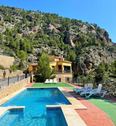 Las Nogueras House | Casas Rurales Mirador del Rio Zumeta