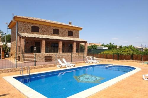Los Valientes House | Casas Rurales El Viejo Establo
