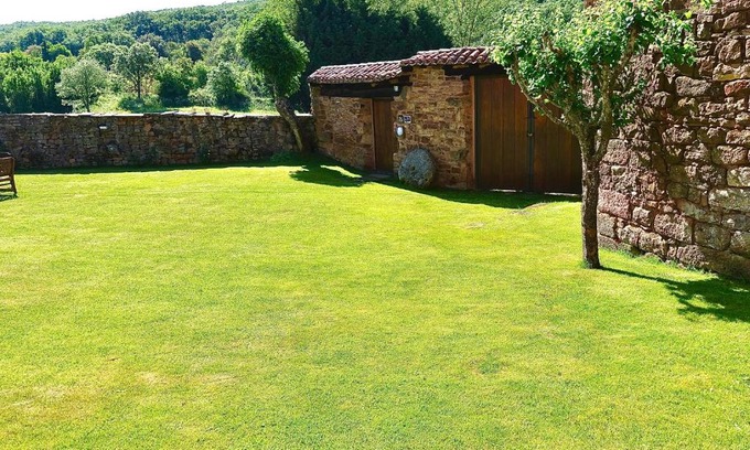 Cordovilla de Aguilar House | Casas Rurales El Mayorazgo