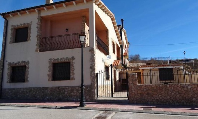 Riopar Cottage | Casas Rurales La Loma for 10 people